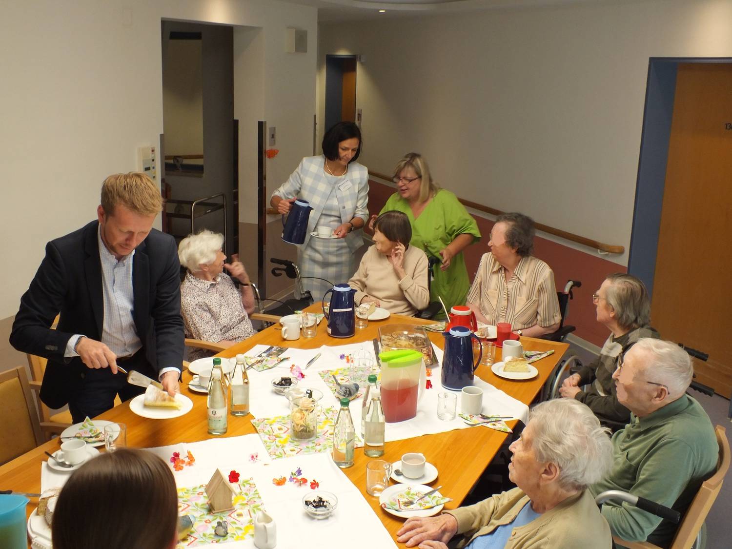 Diakoniewerk Halle Mdb Christoph Bernstiel Auf Kaffeebesuch